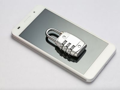 HOTP vs. TOTP: Choosing the Right OTP Authentication Method for Your Business