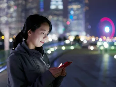 SMS vs MMS: Understanding the Key Differences and Benefits