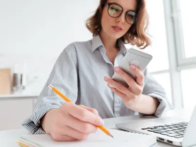 Atlas-Blog-10-Examples-of-successful-SMS-use-cases