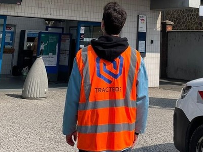 STAGIAIRE TRACTEDIS TRAVAILLANT SUR LE PROJET TELEOPERATION SPP