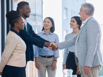Understanding the Benefits of SMS Marketing for B2B