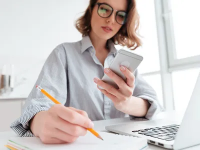 Atlas-Blog-10-Examples-of-successful-SMS-use-cases