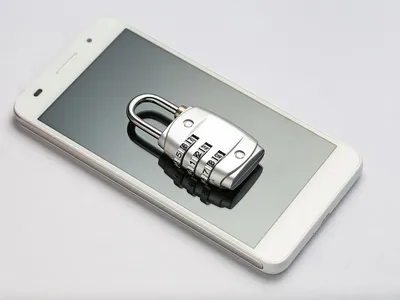 HOTP vs. TOTP: Choosing the Right OTP Authentication Method for Your Business