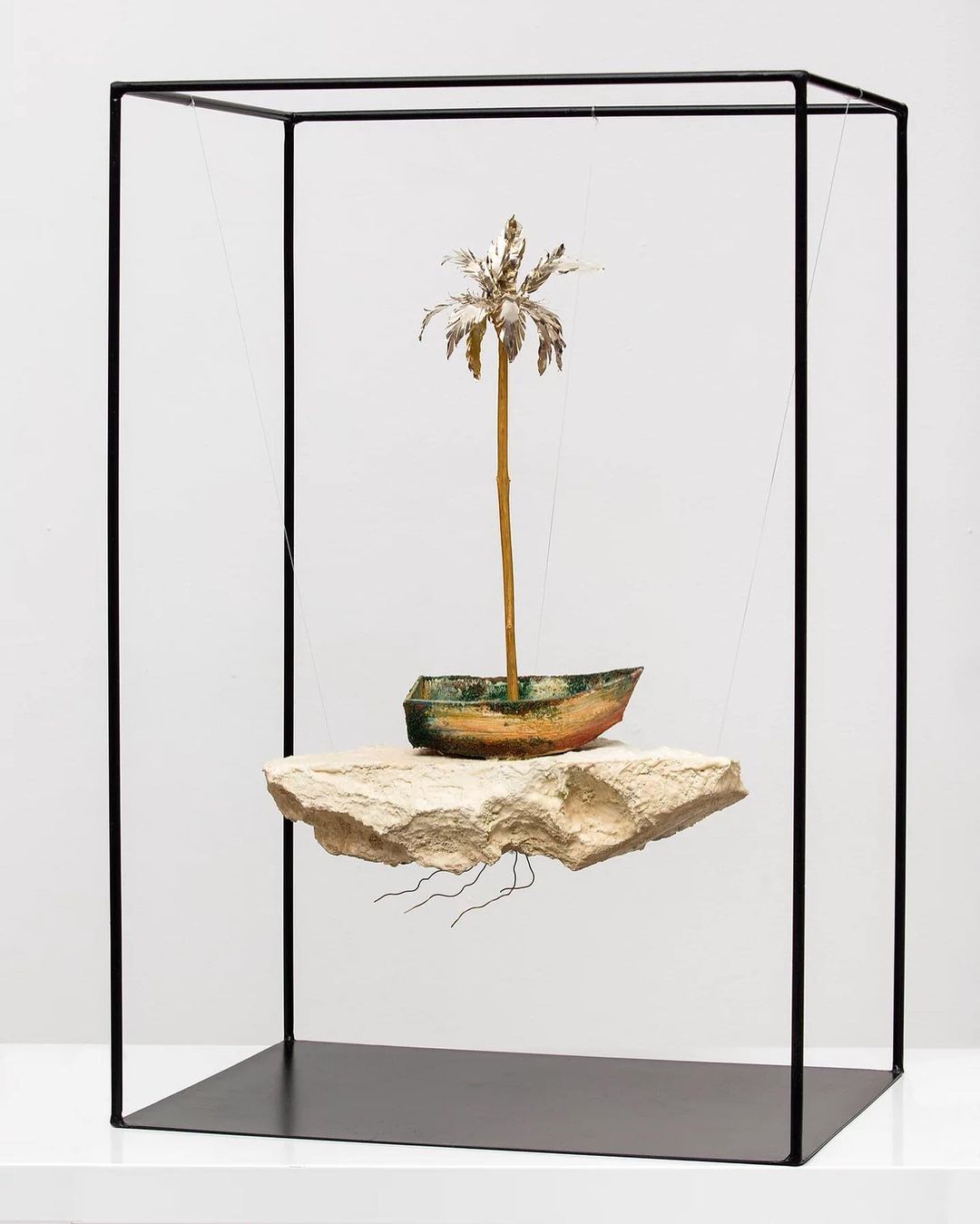 Houda Terjuman - Floating destinies