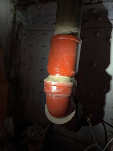 Nouveau coude en fonte DN150 fraÃÂ®chement installÃÂ© par UNICORDE, Paris 17