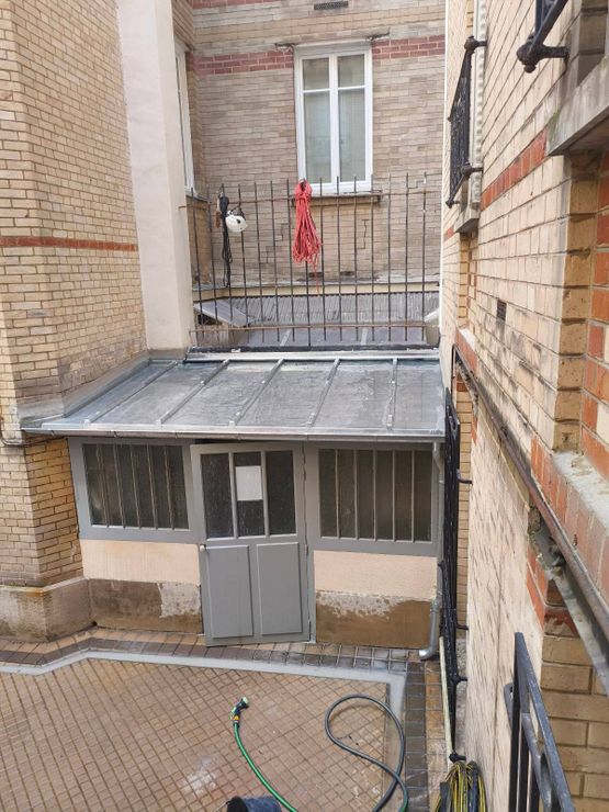 Habillage plomb sur ouvrage de toiture rÃÂ©alisÃÂ© par Unicorde